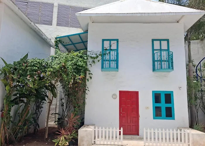 Greek Bay Hotel Auroville